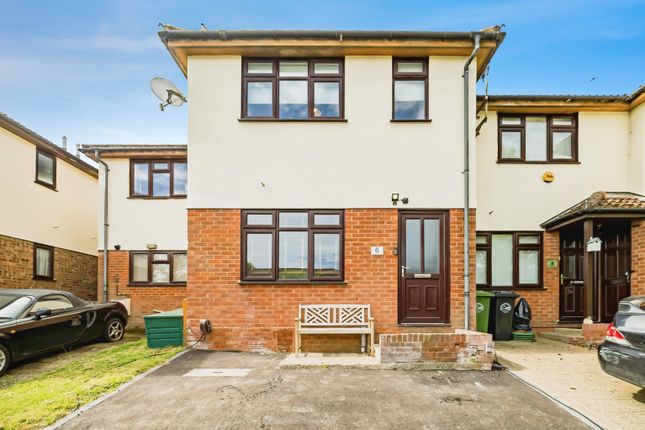 2 bed detached house
