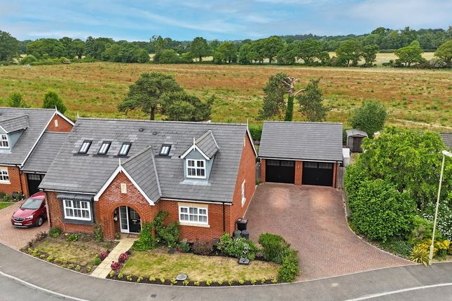 Marryat Way, Bransgore, Christchurch... 3 bed link detached house for sale