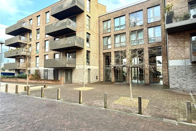 Durham Wharf Drive, Brentford, TW8 1 bed apartment for sale