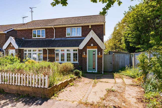 2 bedroom semi-detached house for sale