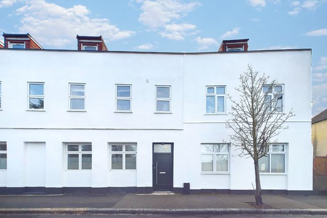 Cemetery Road, Forest Gate E7 1 bed flat for sale