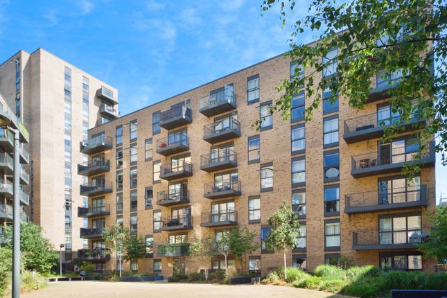 3 bed flat