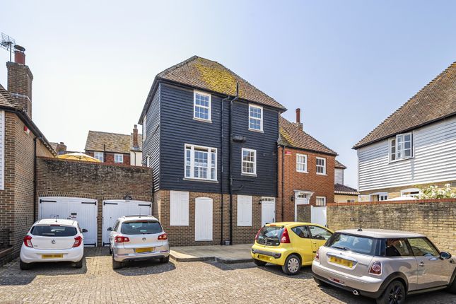 2 bed town house