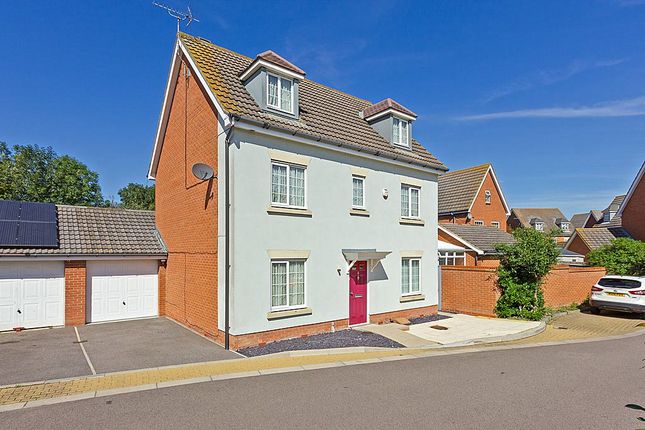 6 bed detached house