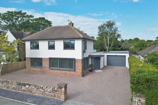 4 bed detached house