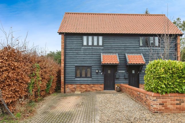 2 bedroom semi-detached house for sale