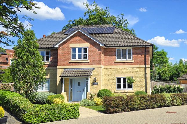 Elmhurst Gardens, Trowbridge 4 bed detached house for sale