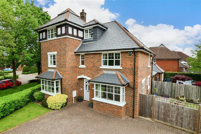 5 bed semi-detached house