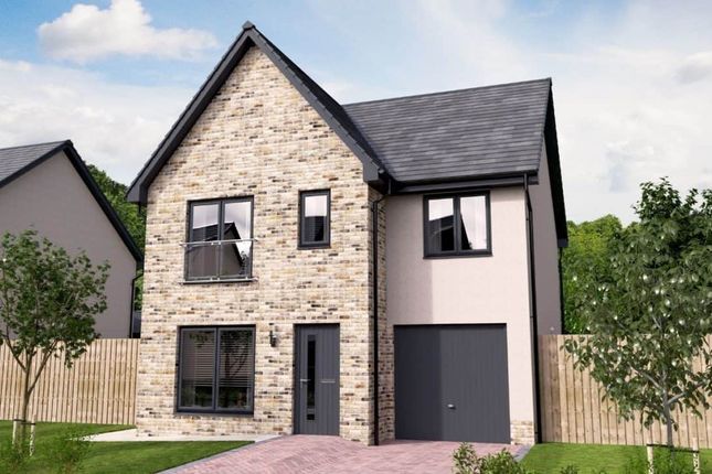 4 bed detached house