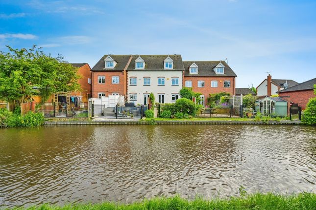4 bedroom terraced house for sale