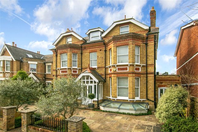 Ennerdale Road, Kew, Surrey, TW9 6 bed detached house for sale