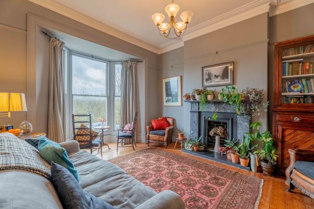 The Esplanade, Carmarthen SA31 4 bed townhouse for sale