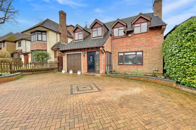 Greenhill Avenue, Luton... 4 bed detached house for sale