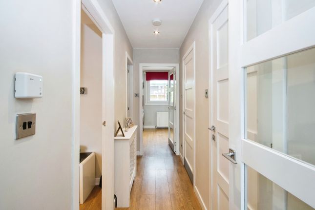 1 bedroom semi-detached house for sale