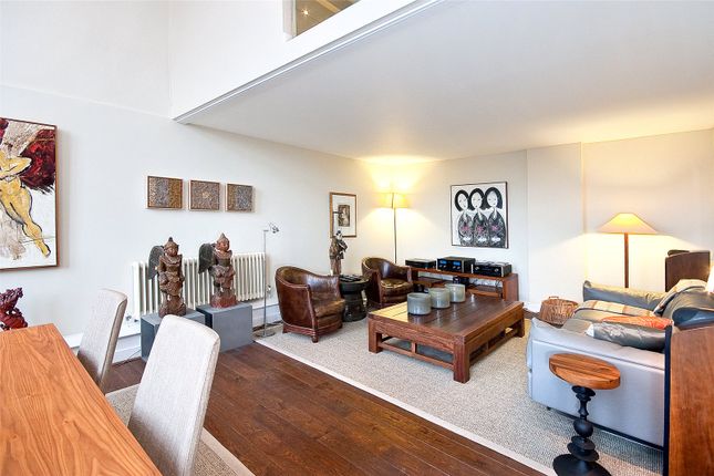 Sans Walk, EC1R 3 bed penthouse for sale
