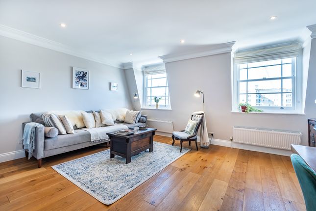 3 bed maisonette