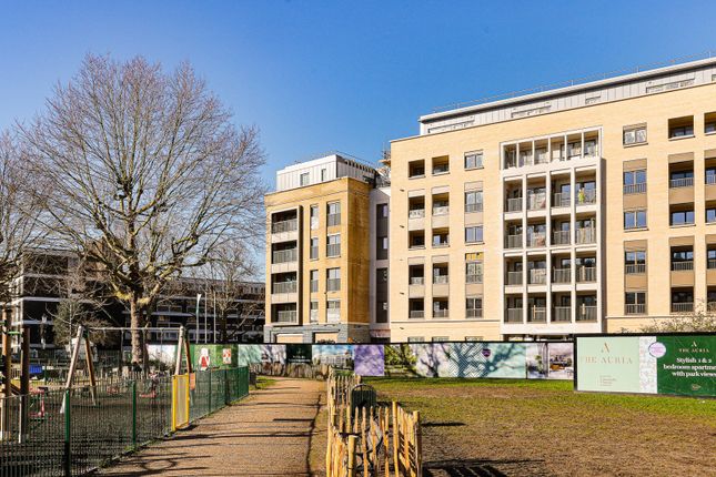 Portobello Rd, Notting Hill, W10 1 bed apartment for sale