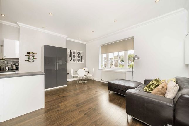 Honor Oak Rise, London SE23 2 bed flat for sale