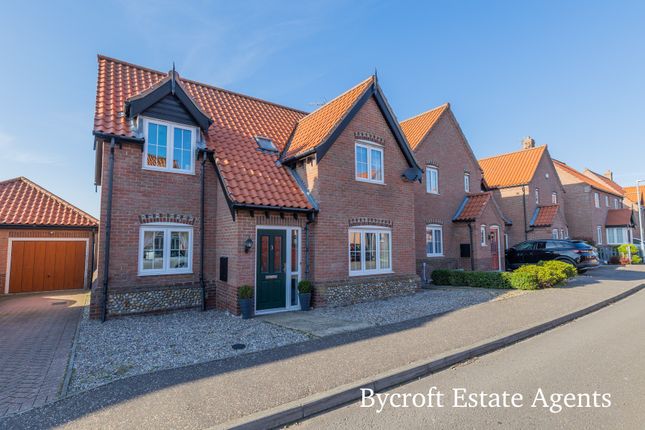 5 bed detached house