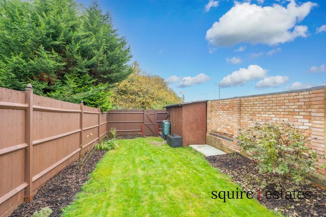 Wharfedale, Hemel Hempstead 3 bed end of terrace house for sale