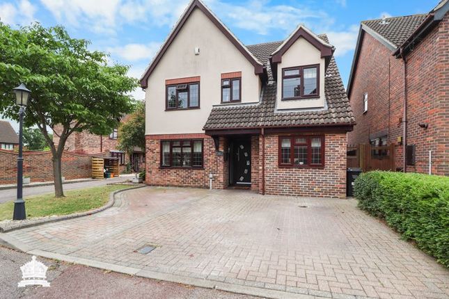 4 bed detached house
