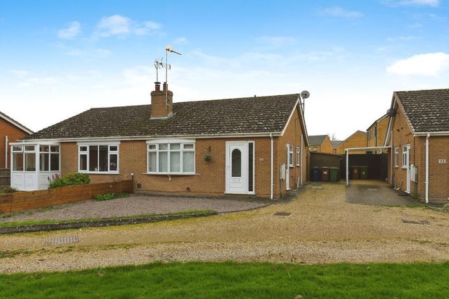 2 bedroom semi-detached bungalow for sale