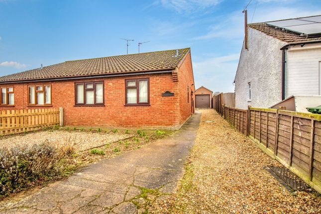 Woodend Road, King's Lynn, PE31 2 bed semi