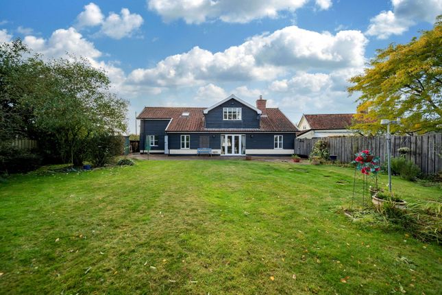 Market Lane, Burston 4 bed barn conversion for sale