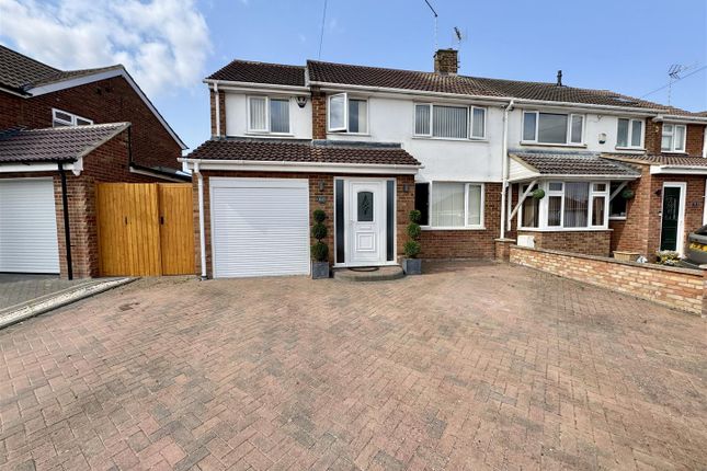 4 bedroom semi-detached house for sale