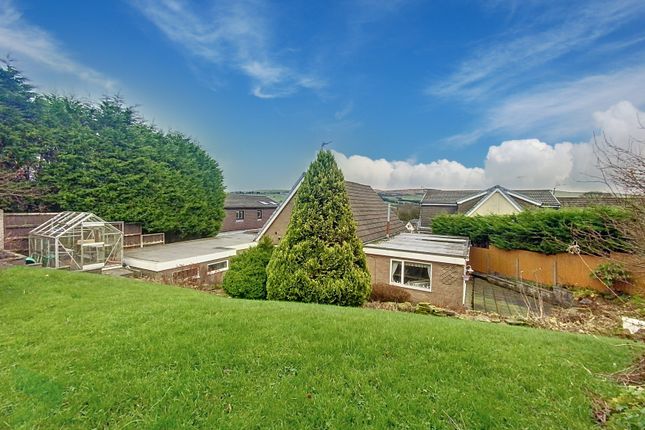 Dukes Drive, Hoddlesden, Darwen 3 bed detached house for sale