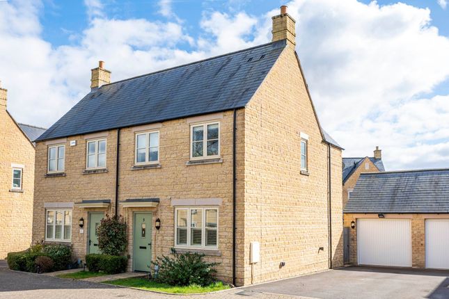 3 bed semi-detached house