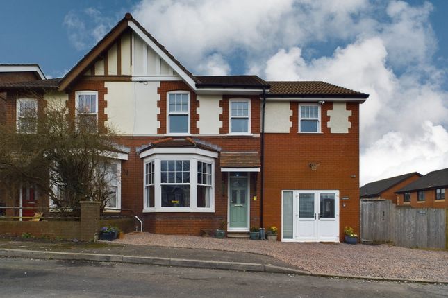 5 bedroom semi-detached house for sale