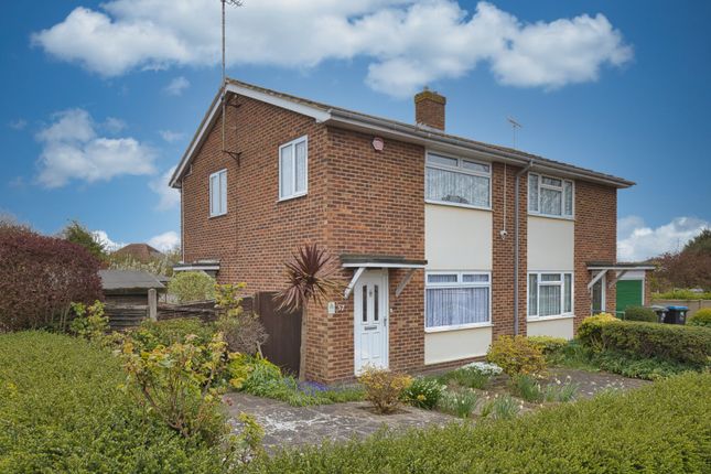 Rosemary Avenue, Broadstairs, Kent, CT10 3 bed semi