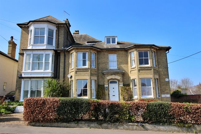 London Road, Halesworth 2 bed apartment for sale