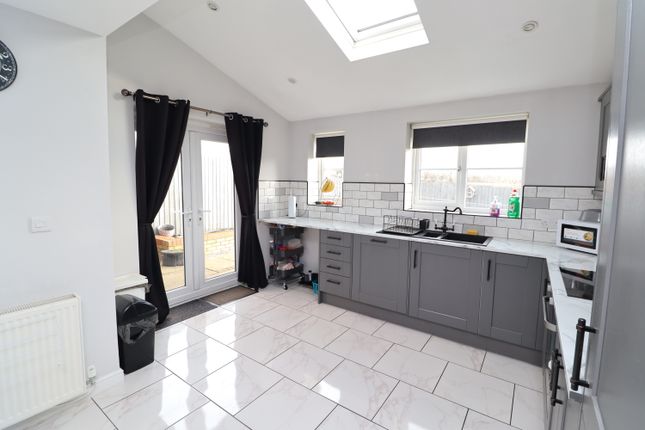 3 bed semi-detached house