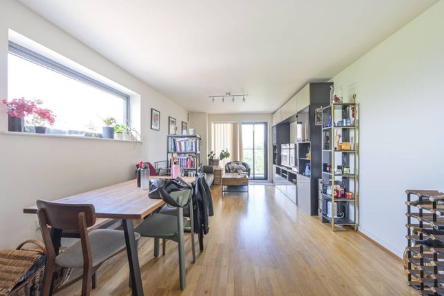 Chi Building, Crowder Street... 2 bed flat for sale
