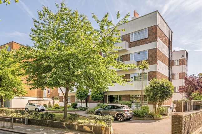 Claremont Road, Surbiton KT6 2 bed flat for sale