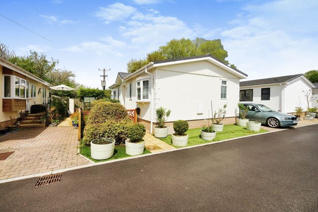 2 bedroom park home for sale