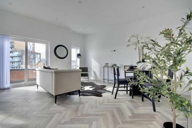2 bed flat