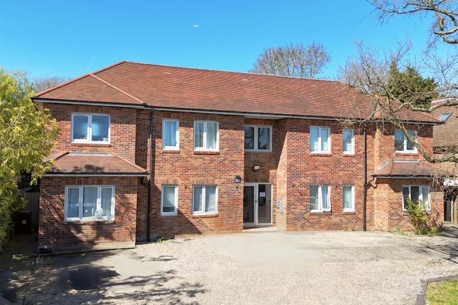 Wood End Road, Harrow 2 bed apartment for sale