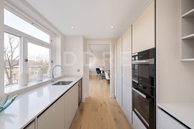 St. John's Wood Park, London, NW8 3 bed apartment for sale