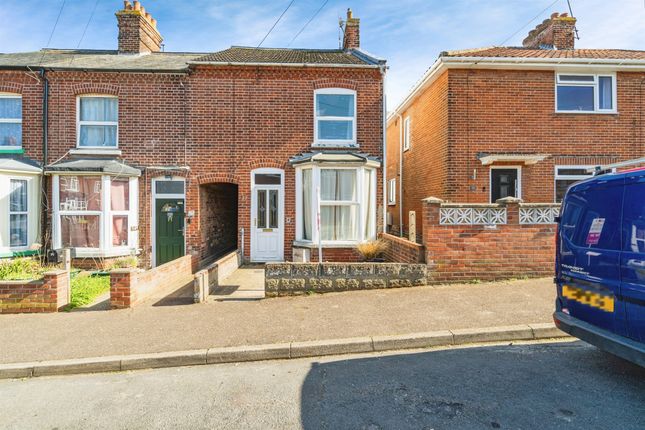 2 bedroom end of terrace house for sale