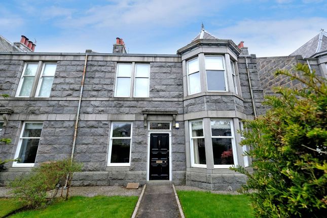 2 bed flat
