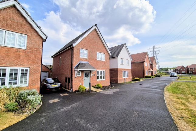 4 bed detached house