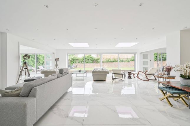 Sackville Close, Harrow on the Hill... 4 bed detached house for sale