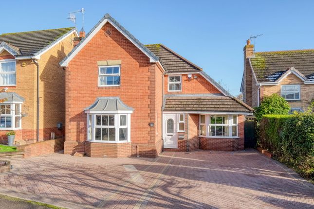 Harbours Close, Bromsgrove, B61 7HL 4 bed detached house for sale