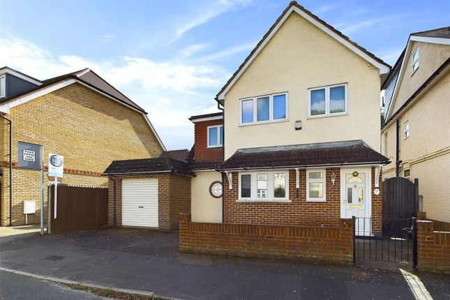 3 bed detached house