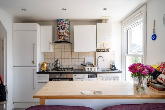 Kellett Road, London, SW2 3 bed apartment for sale