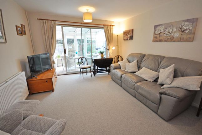 Howlett Drive, Hailsham 2 bed terraced house for sale