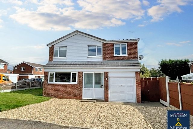 4 bed detached house